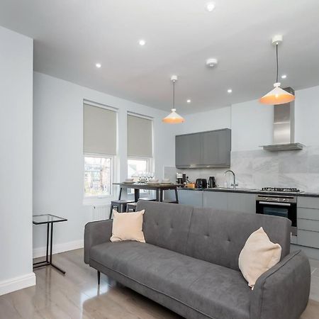 לונדון Taylor'S Apartment Wimbledon מראה חיצוני תמונה