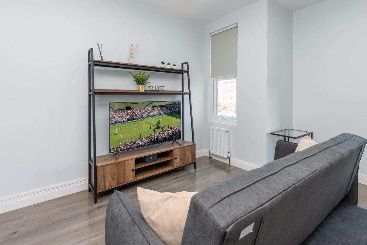 לונדון Taylor'S Apartment Wimbledon מראה חיצוני תמונה